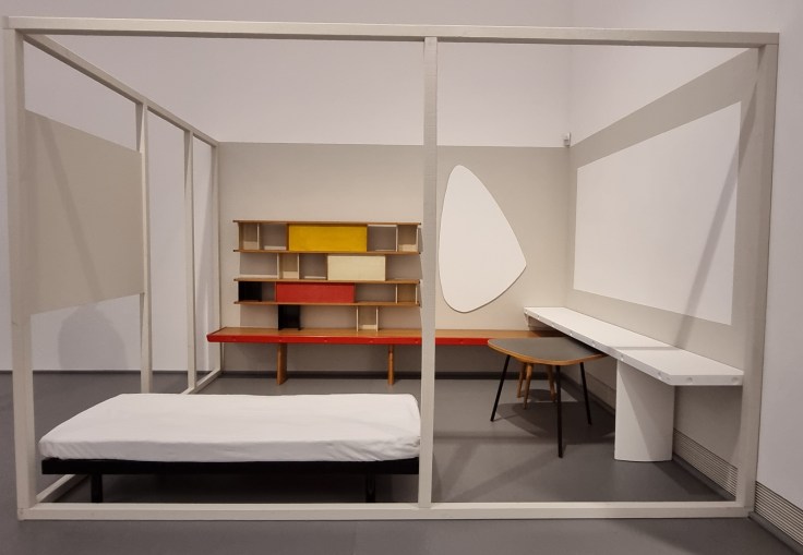 Charlotte Perriand
Zimmer für Studierende