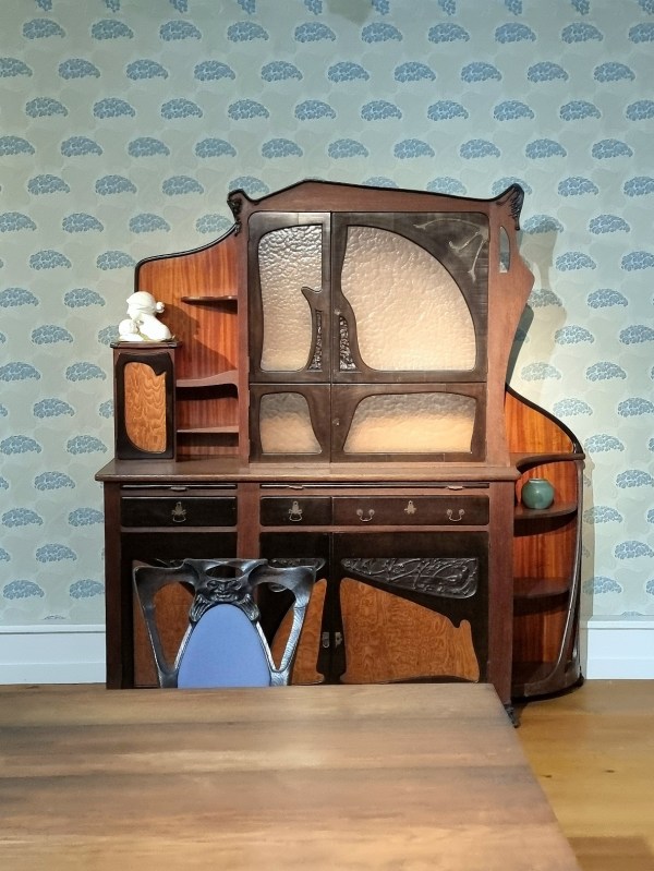 Jugendstil Buffet Bernhard Pankok